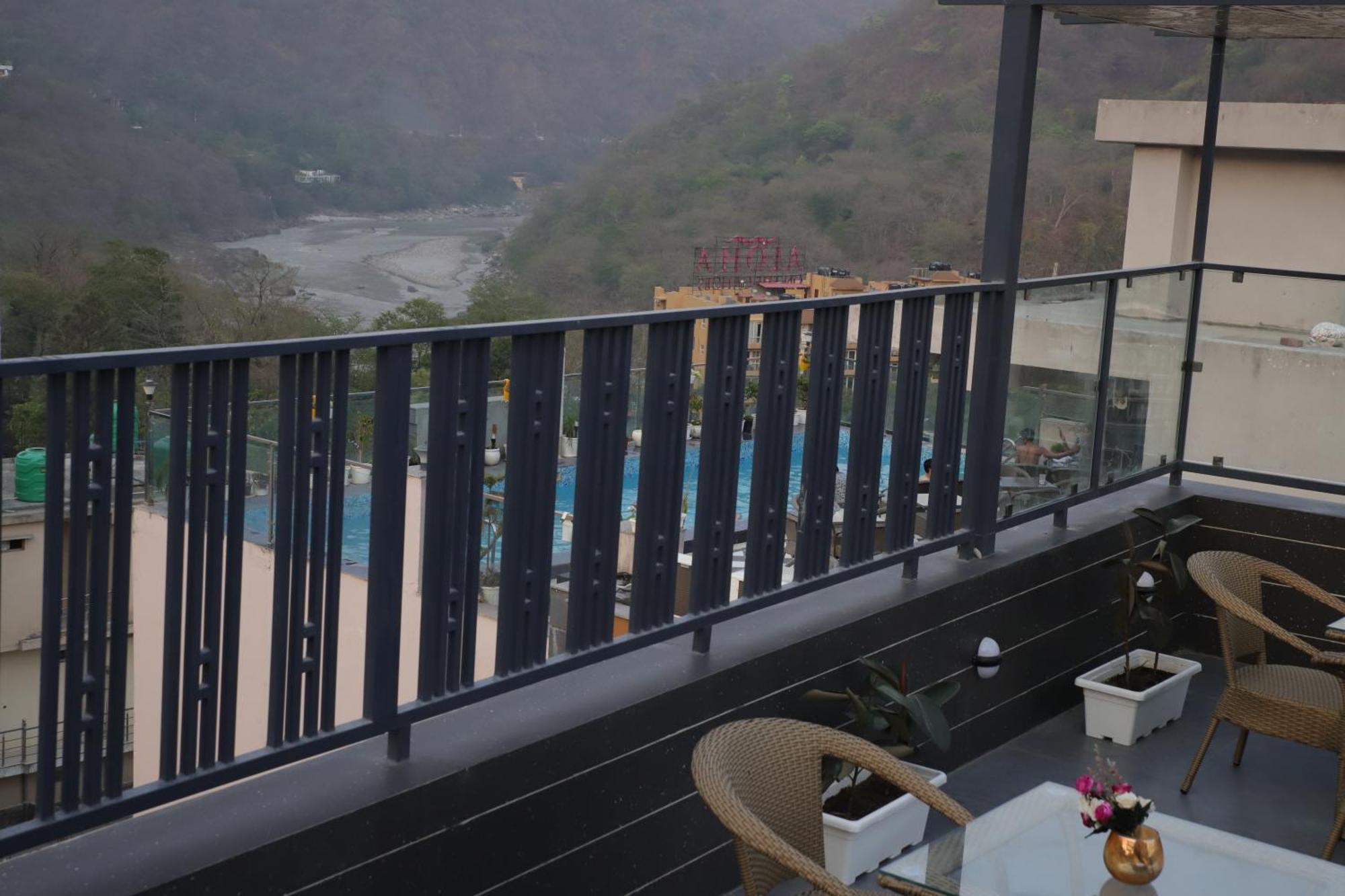 Perfectstayz Heritage Near Neem Beach Rishīkesh Exterior foto